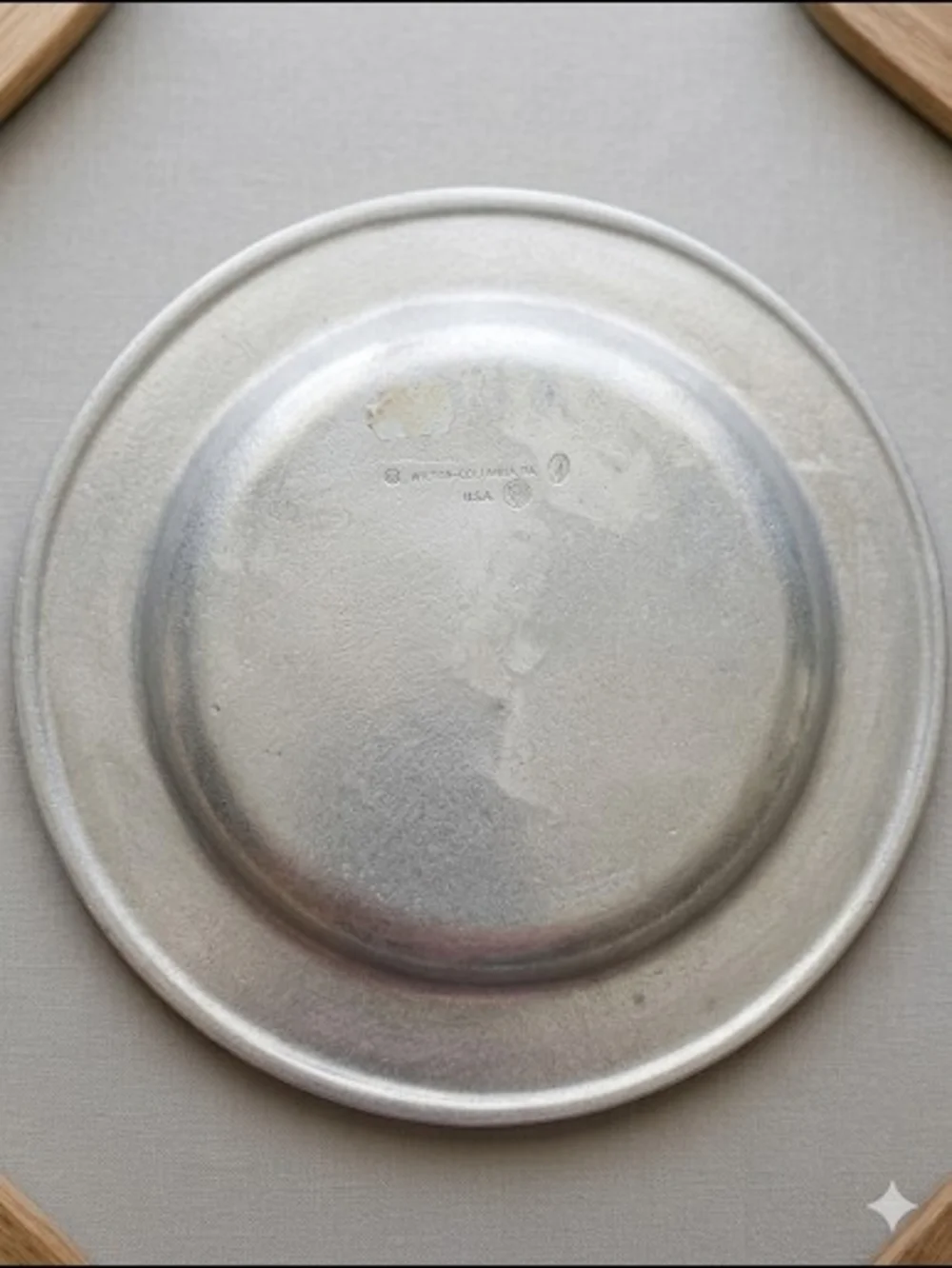 Vintage Wilton Armetale Bread Plate 